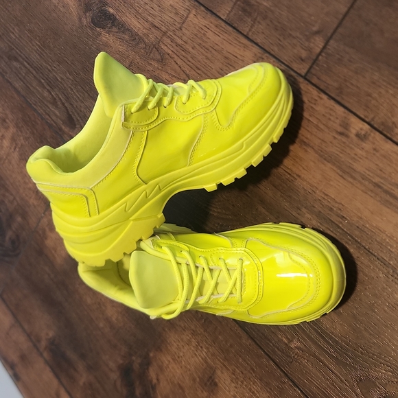 Chunky Lug Neon Sneakers - Picture 4 of 16